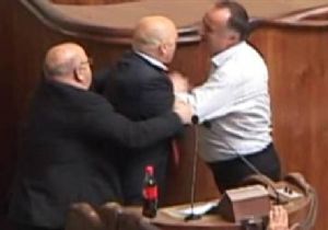Gürcistan da Soykırım Kavgası 